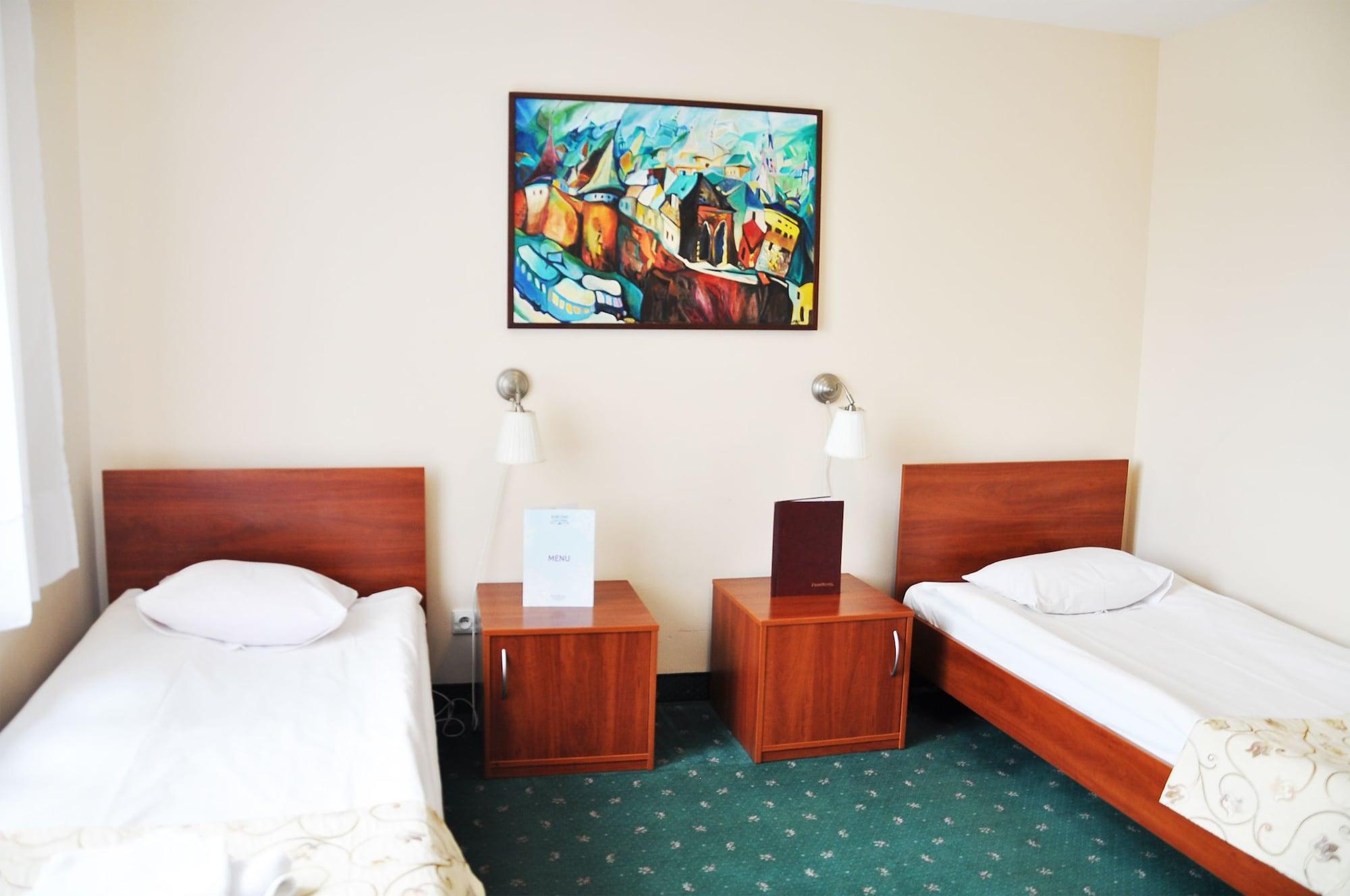 Parkhotel Economic Wielka Wies (Krakow) Exterior foto